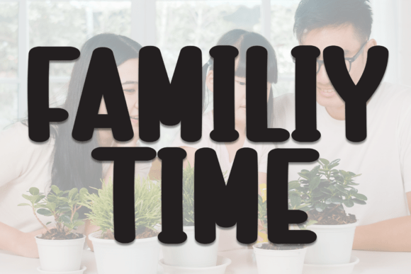 Familiy Time: A Warm Display Font for Editorial Design